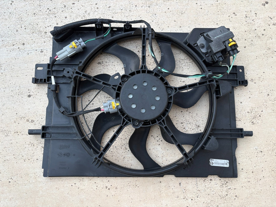 2020 - 2025 Nissan Sentra 2.0L Radiator Fan Motor Assembly OEM