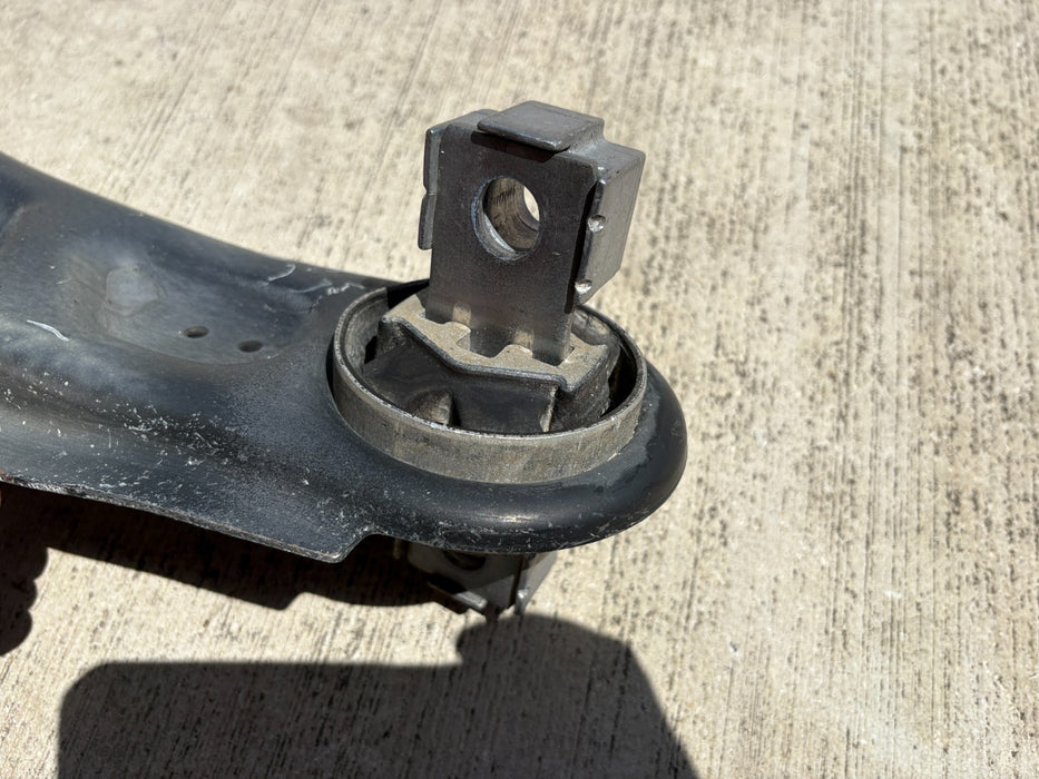 2015-2020 Mercedes-Benz GLA250 X156 REAR RIGHT LOWER TRAILING CONTROL ARM LINK