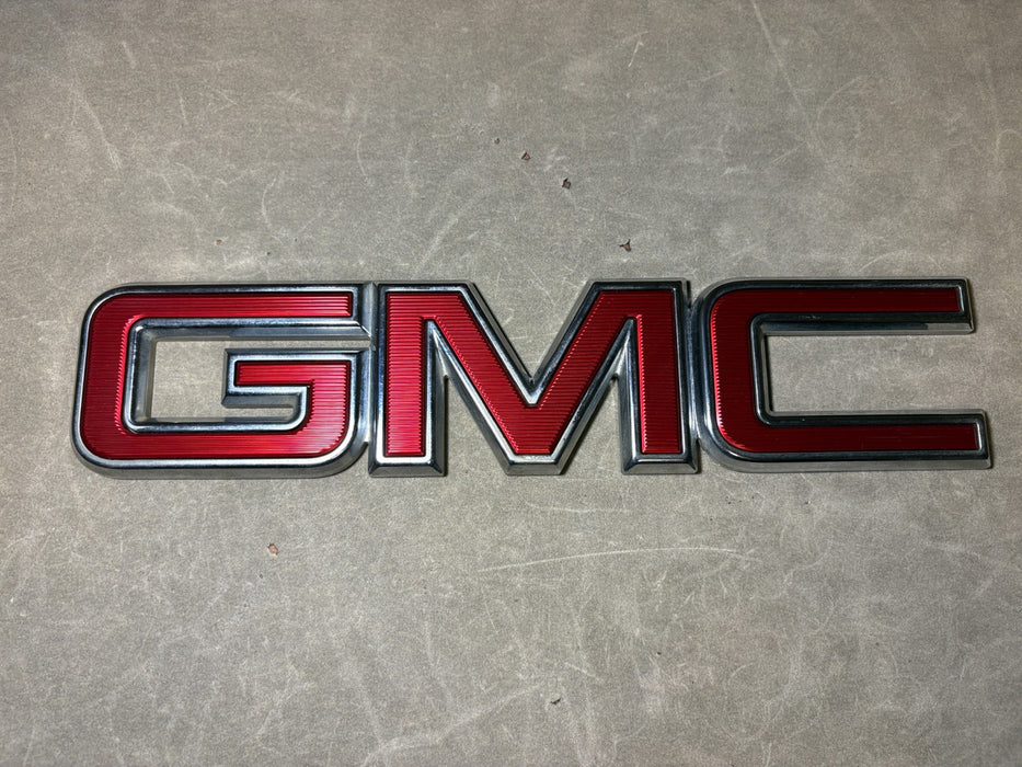 2015-2022 GMC Canyon Rear Tailgate Emblem 23122158 OEM