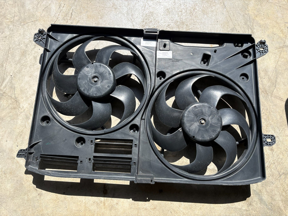 2016 - 2020 FORD FUSION 1.5L RADIATOR COOLING DUAL FAN MOTOR W/ SHROUD OEM