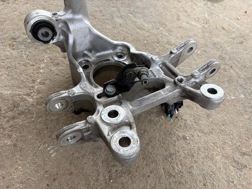 2017-2022 Honda CRV CR-V 1.5L REAR Left Knuckle Stub Axle Assembly OEM