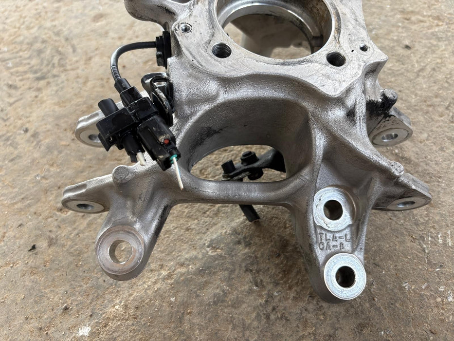 2017-2022 Honda CRV CR-V 1.5L REAR Left Knuckle Stub Axle Assembly OEM