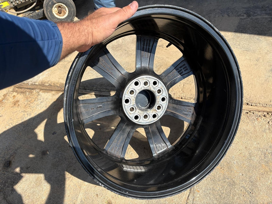 2010 - 2016 Vöxx Black Wheel Rim 20x8.5J