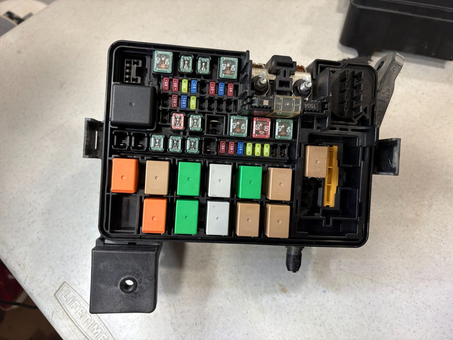 2017-2020 Kia Rio Fusebox Fuse Box Relay Module OEM