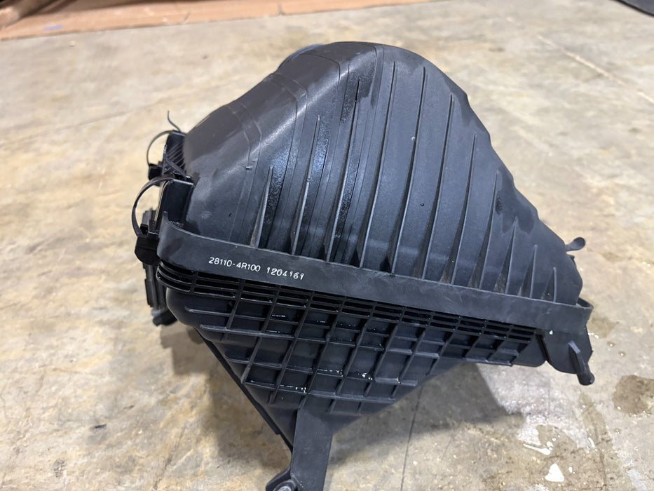 2011 - 2015 Hyundai Sonata 2.4L HYBRID Air Cleaner Filter Box Assy 28110-4R100