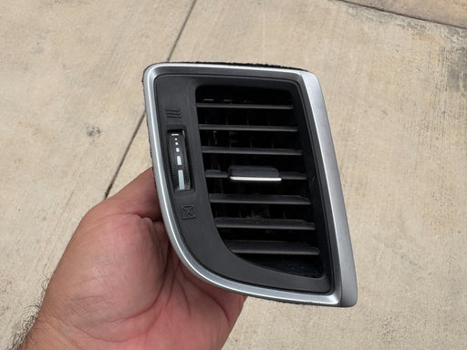2015-2020 ACURA TLX RIGHT SIDE DASH CLIMATE AIR VENT GRILL OEM