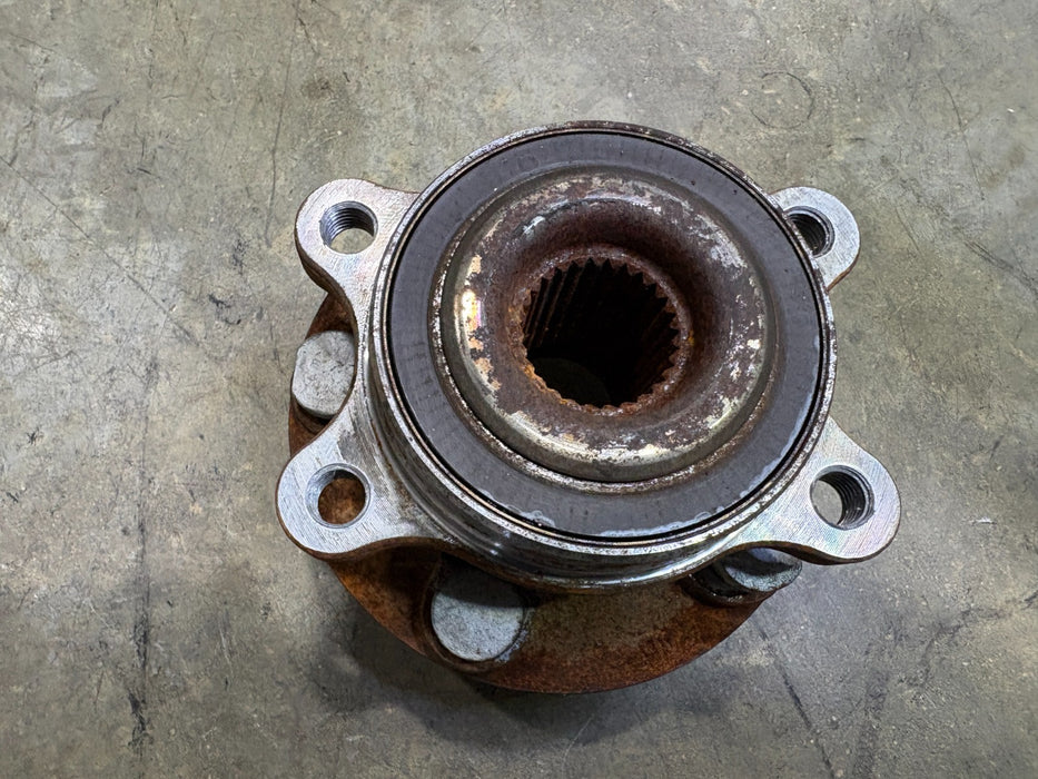 2019-2024 FORD EDGE 2.0L FWD BEARING AND HUB ASSEMBLY OEM