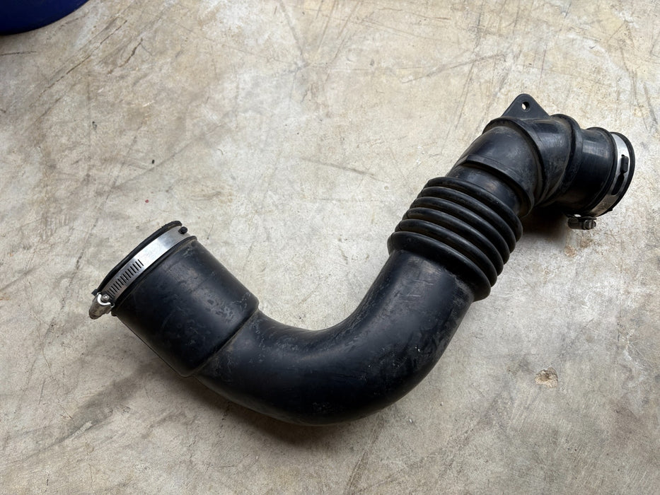 2009 - 2020 DODGE JOURNEY 2.4L ENGINE AIR INTAKE HOSE TUBE PIPE 04891892AB OEM