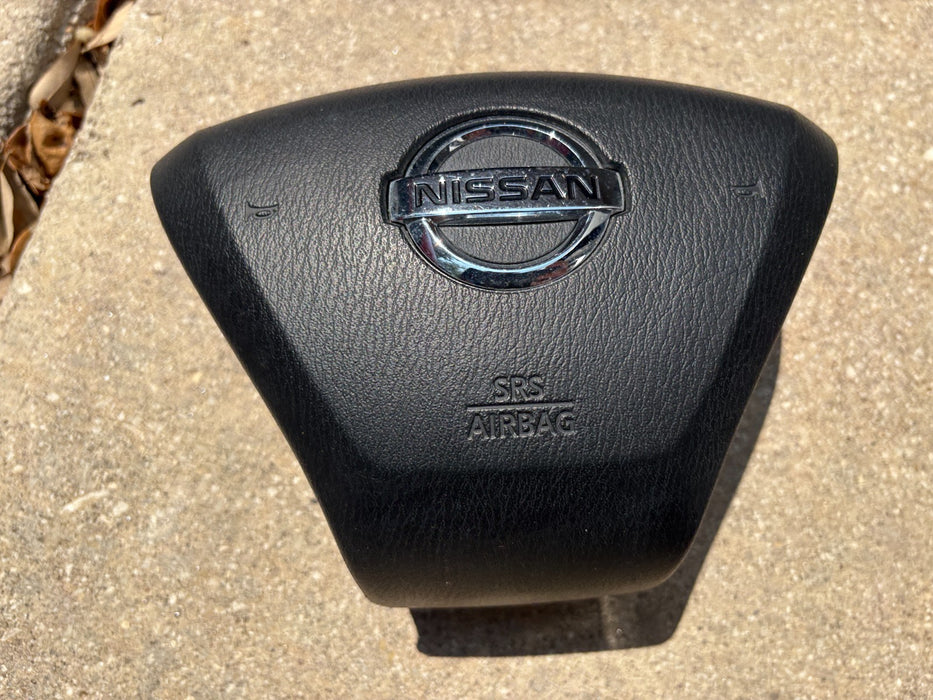 2014, 2015, 2016, 2017, 2018, 2019, 2020 Nissan Pathfinder Steering Wheel OEM
