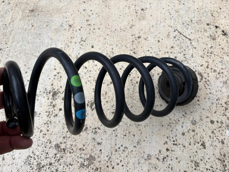 2013 - 2016 AUDI S4 REAR STANDARD SUSPSENSION COIL SPRING OEM