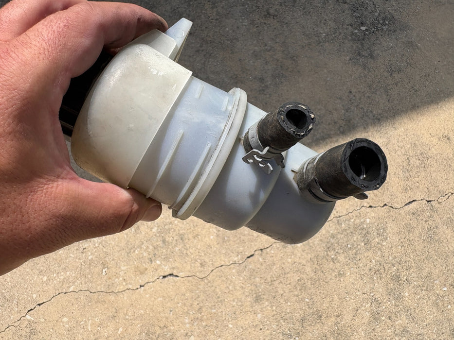 2007-2017 Jeep Patriot Power Steering Reservoir W Cap 2.0L OEM