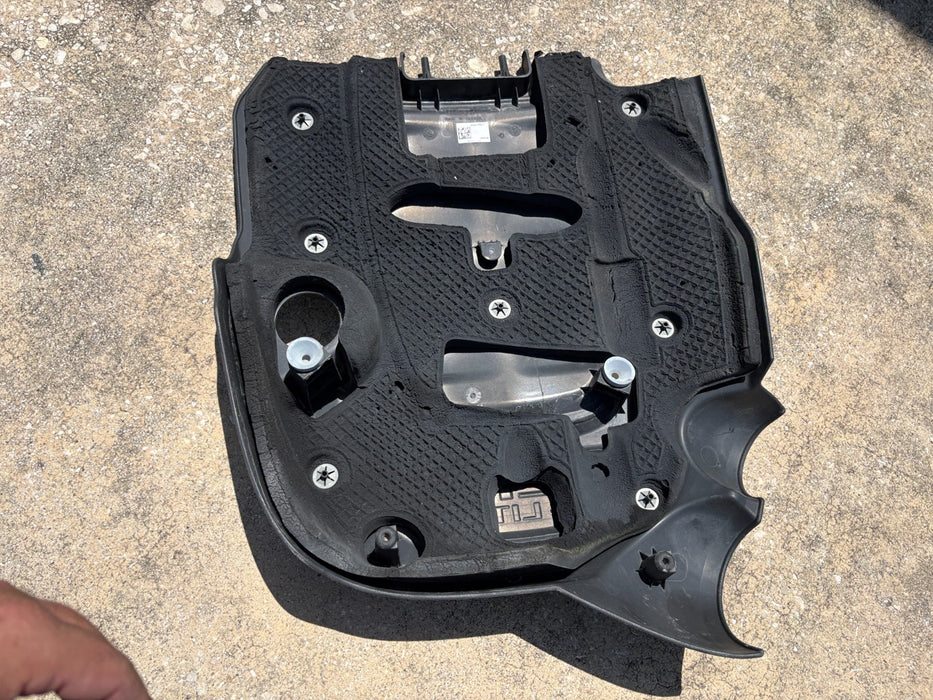 2014-2025 6.4L RAM 2500 3500 HEMI Engine Cover 04627495AC OEM
