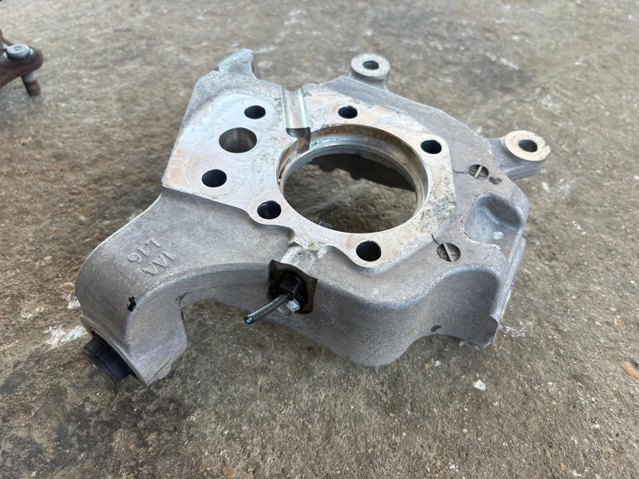 2015 - 2024 Nissan Murano 3.5L Rear Driver Left Knuckle OEM