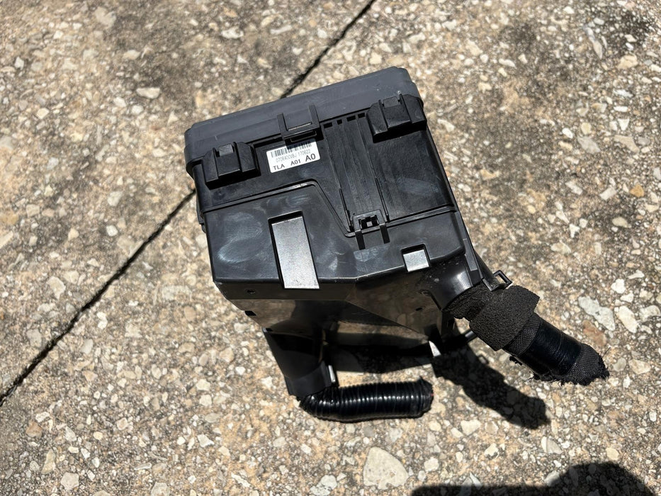 2017 - 2022 Honda CRV Engine Fuse Box Assembly OEM