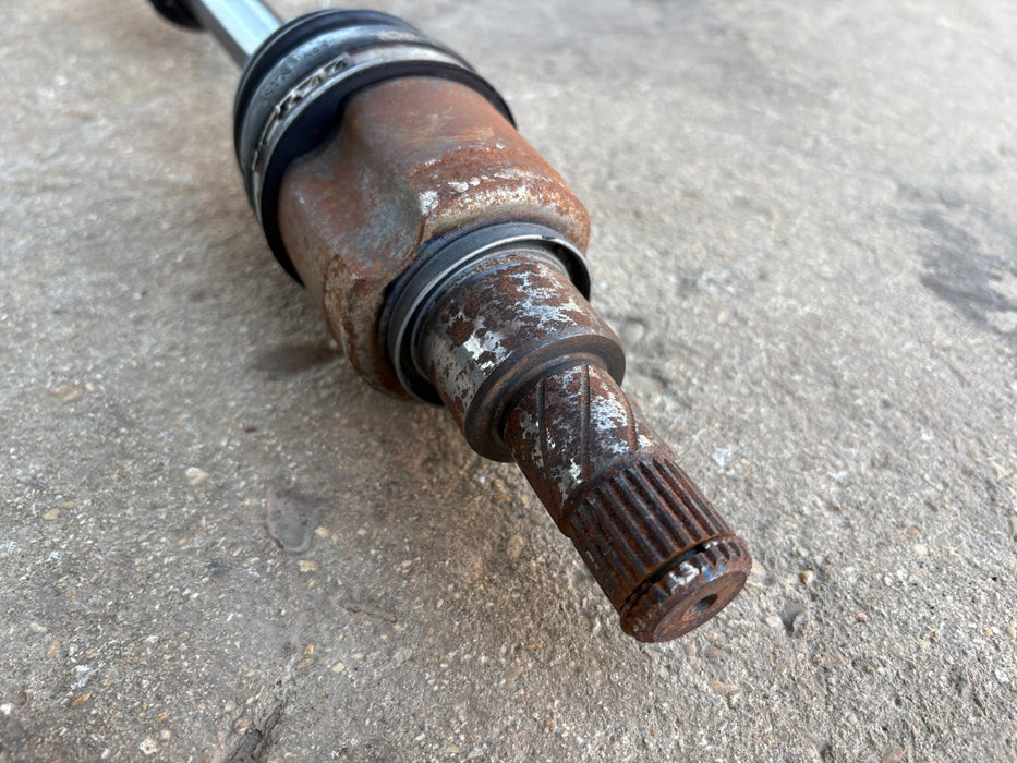 2018-2024 NISSAN KICKS FRONT RIGHT PASSENGER SIDE FWD AXLE SHAFT OEM