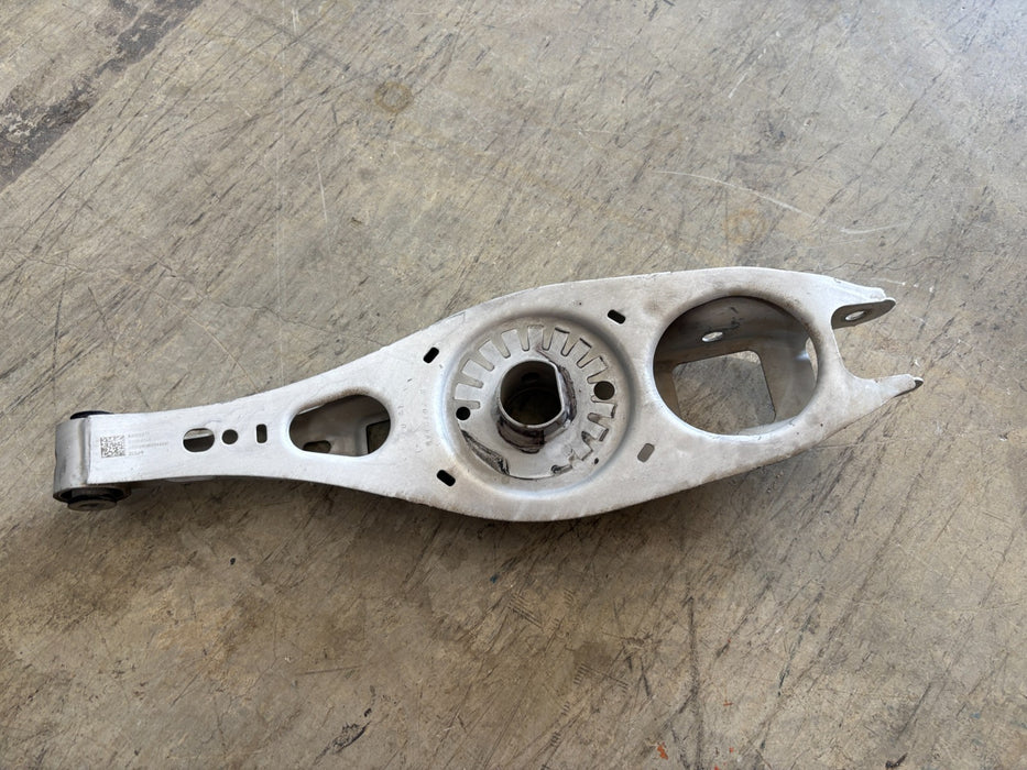 2018-2023 Chevy Equinox Rear Lower Control Arm Left or Right Side OEM #84059879