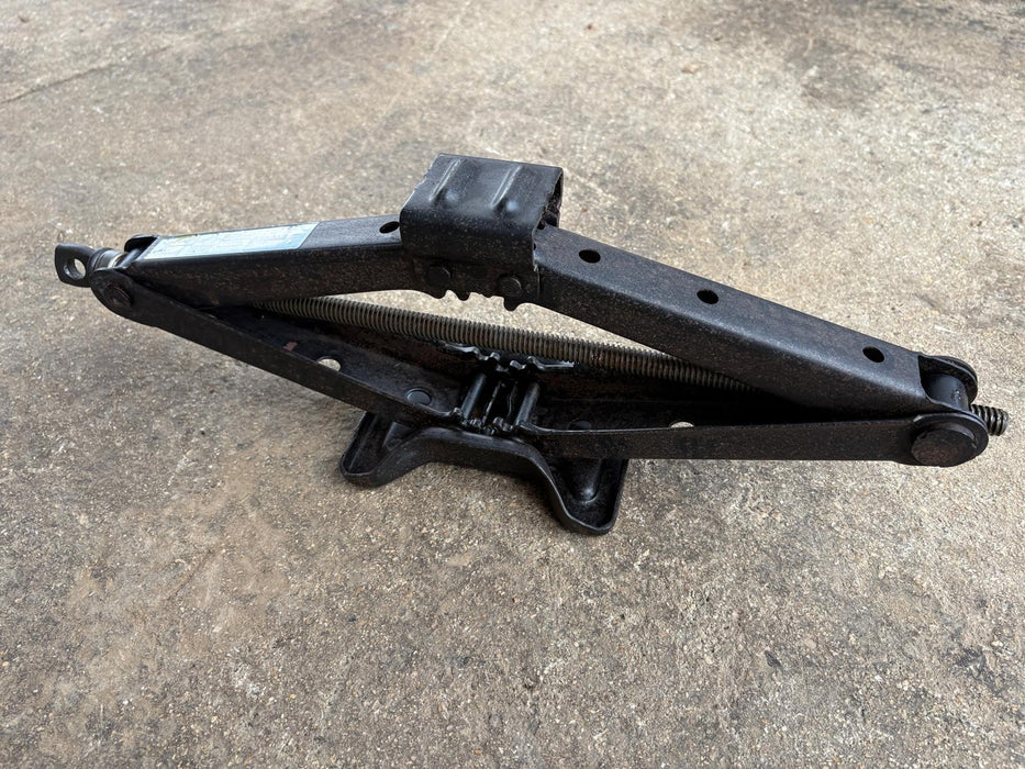 2015 - 2016 Honda Crv/Cr-v Jack Assembly OEM