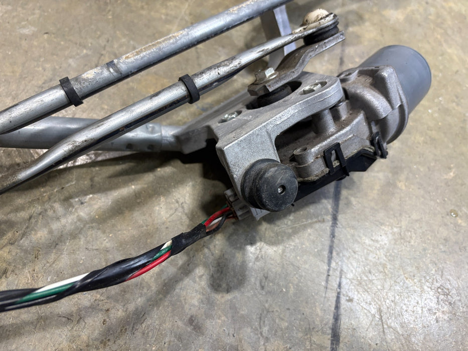 2016-2022 TOYOTA PRIUS WINDSHIELD WIPER TRANSMISSION LINKAGE & MOTOR OEM