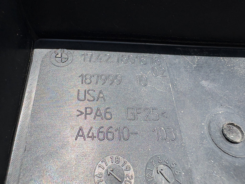 2014 - 2018 BMW X4 2.0L Engine Radiator Cooling Fan Motor Assembly OEM