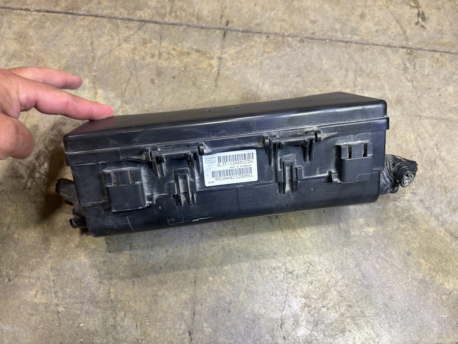 2011, 2012, 2013, 2014 Ford F-150 3.5L Engine Fuse Box OEM