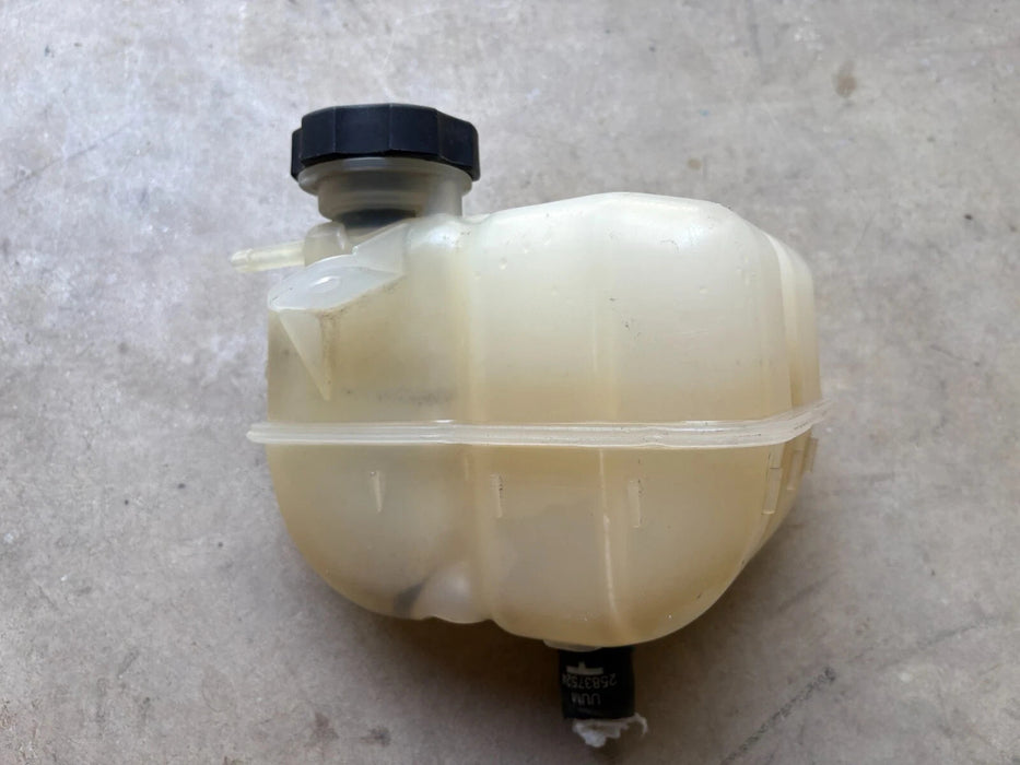 OEM, 2008-2012 Chevy Malibu & Pontiac G6 Coolant Recovery Tank #15908178
