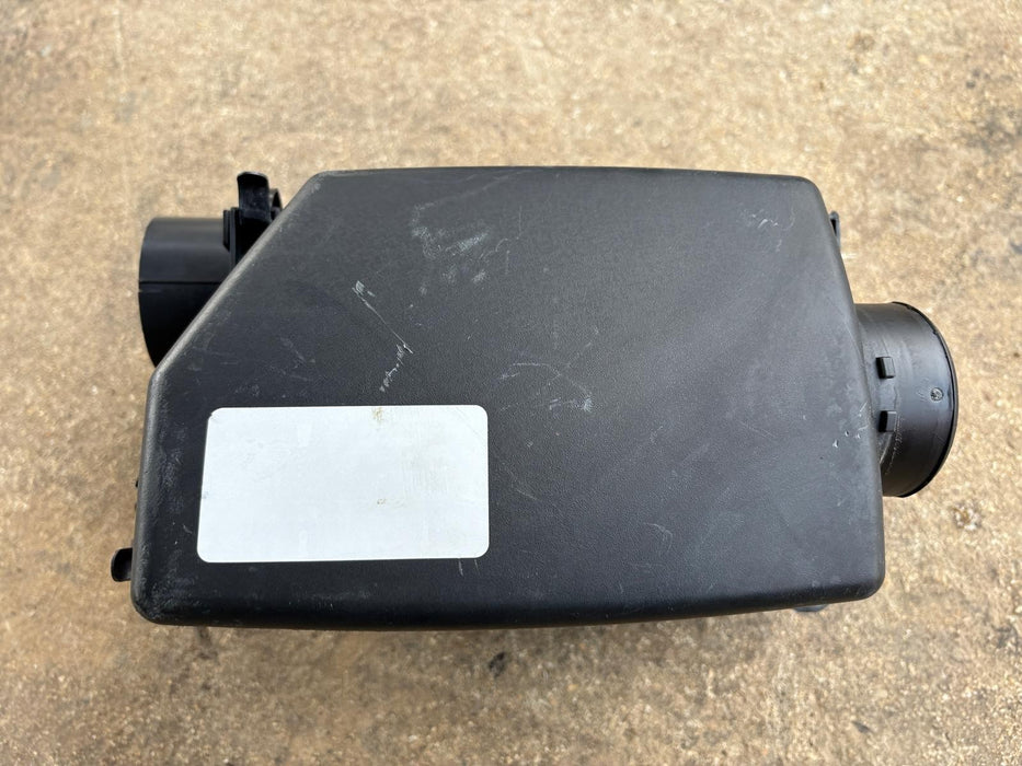 2011-2016 Hyundai Elantra Air Cleaner Filter Box Assembly 1.8L