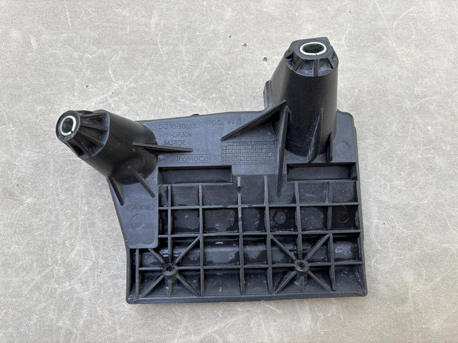 2015-2024 FORD EDGE BATTERY TRAY BRACKET MOUNT HOLDER OEM DG93-10663AA