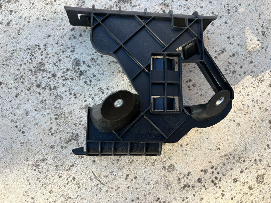 2018-2023 VOLKSWAGEN ATLAS 3.6 ENGINE COMPUTER MODULE ECM UNIT MOUNT BRACKET OEM