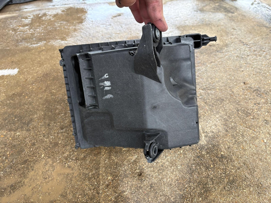 2016, 2017, 2018 Kia Sorento 3.3L Air Cleaner OEM
