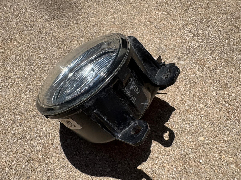 2016 2017 2018 Honda Pilot Right Passenger Fog Light OEM
