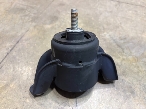 2017-2018 Kia Forte Right RH Engine Mount OEM