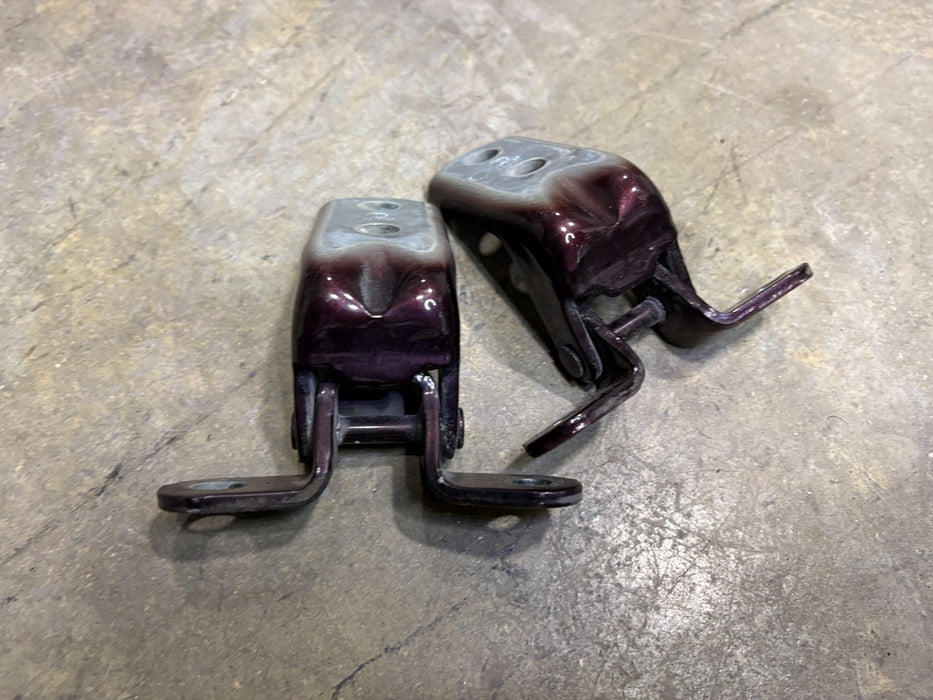 SET OF 2 2011-2015 KIA SORENTO FRONT RIGHT DOOR UPPER & LOWER HINGES OEM