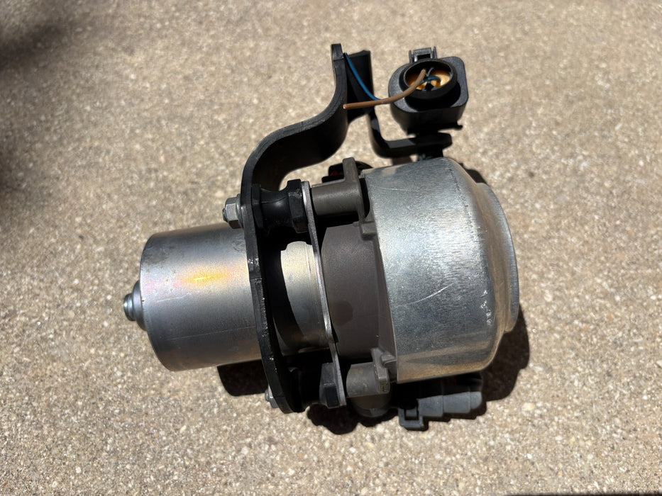 2019-2024 VOLKSWAGEN JETTA 1.4L POWER BRAKE BOOSTER VACUUM PUMP 5Q0612181D OEM