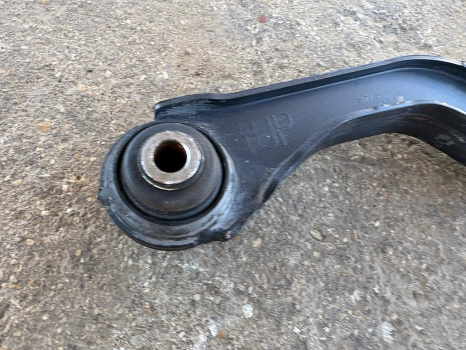 2017 - 2023 Cadillac XT5 3.6L REAR RIGHT SIDE UPPER TRAILING CONTROL ARM OEM