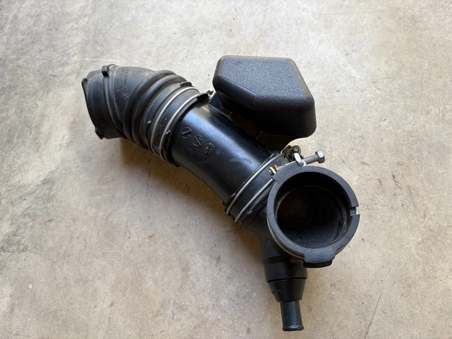 2010-2015 Toyota Prius Air Intake Cleaner Hose Tube #17880-37100, 17880-37100