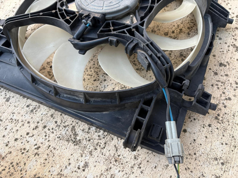2013-2017 Subaru XV 2.0L Radiator Fan Motor Assembly OEM