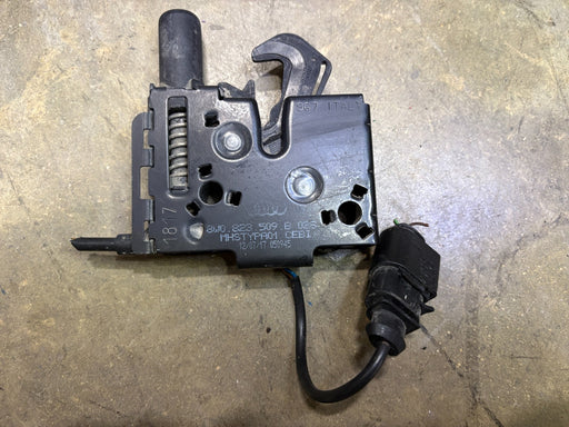 2017-2020 Audi A4 Driver Hood Lock / Latch Assy oem,  #8W0-823-509-B