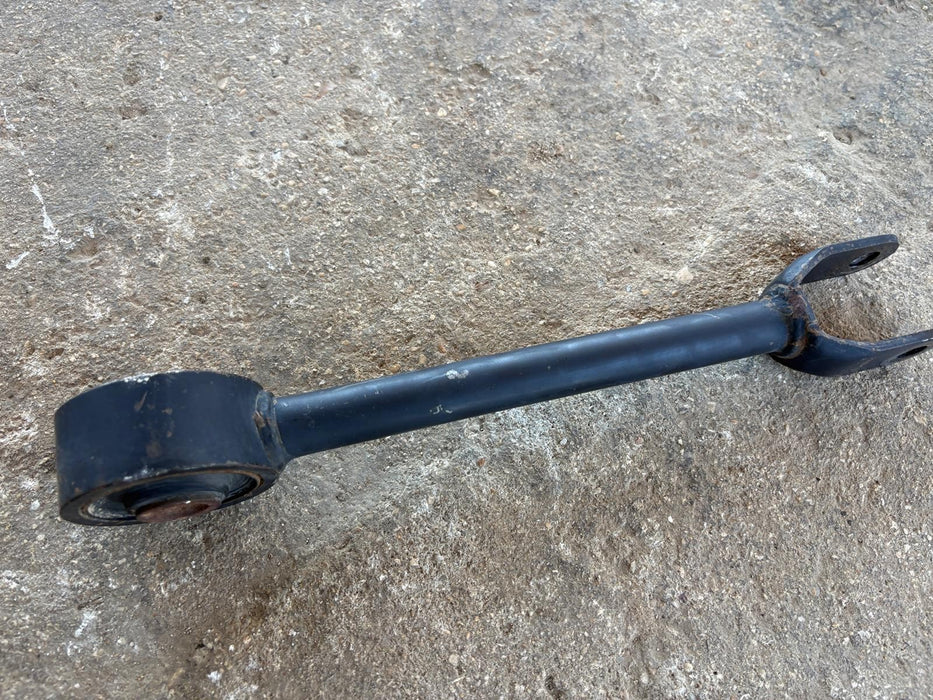 2015-2024 NISSAN MURANO REAR SUSPENSION LEFT SIDE TRAILING CONTROL ARM OEM