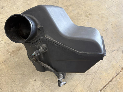 2017-2020 Chrysler Pacifica 3.6L Air Intake Cleaner Resonator, Original #33357C