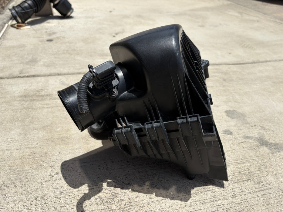 2013-2022 Buick Encore 1.4L Air Cleaner Housing Box Assembly OEM