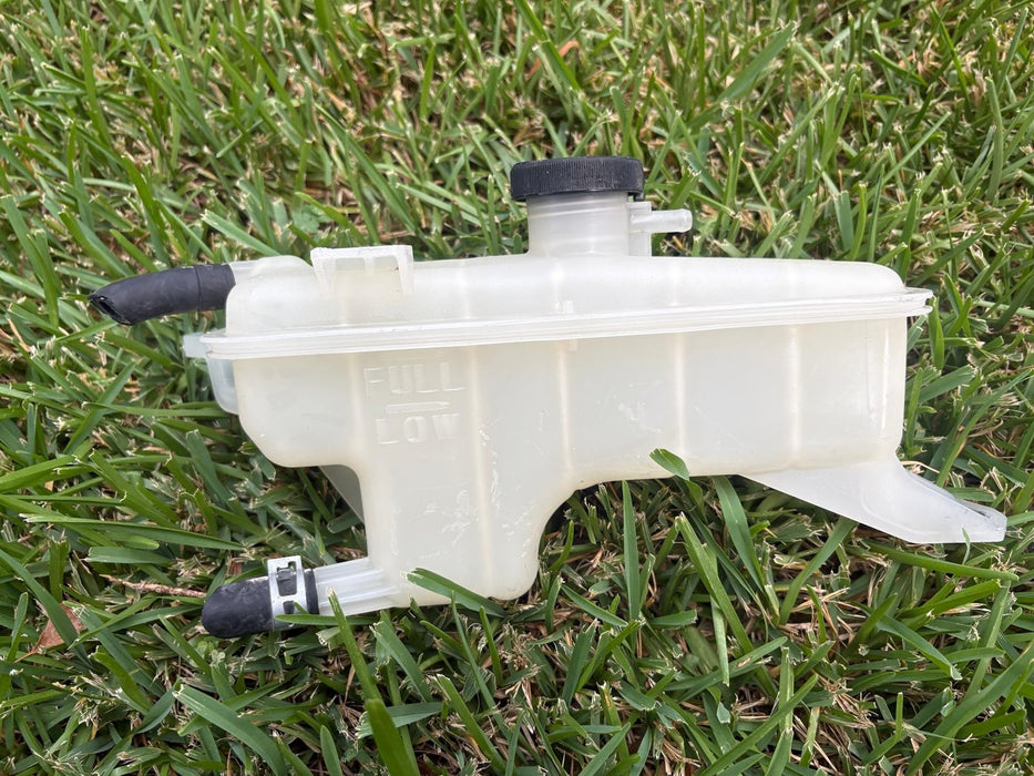 2015-2017 LEXUS NX200T 2.0L COOLANT OVERFLOW EXPANSION RESERVOIR TANK OEM