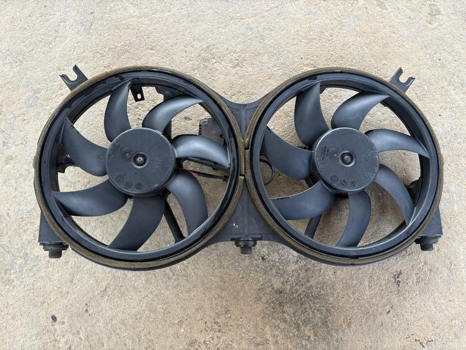 2013 - 2020 Nissan Pathfinder 3.5L Radiator Fan Motor OEM