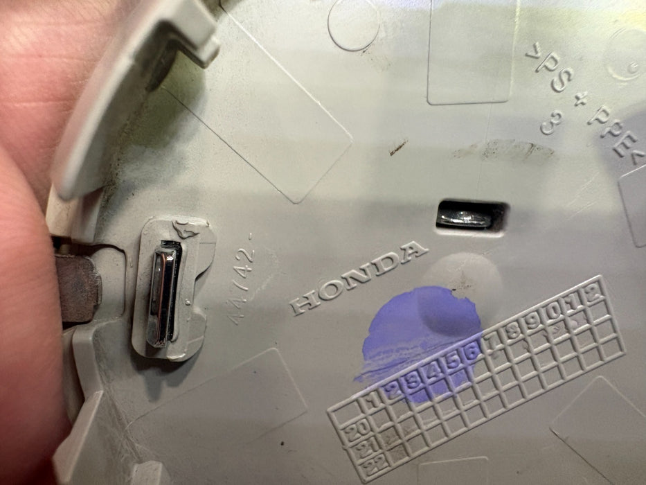 2016-2021 HONDA CIVIC WHEEL CENTER CAP OEM