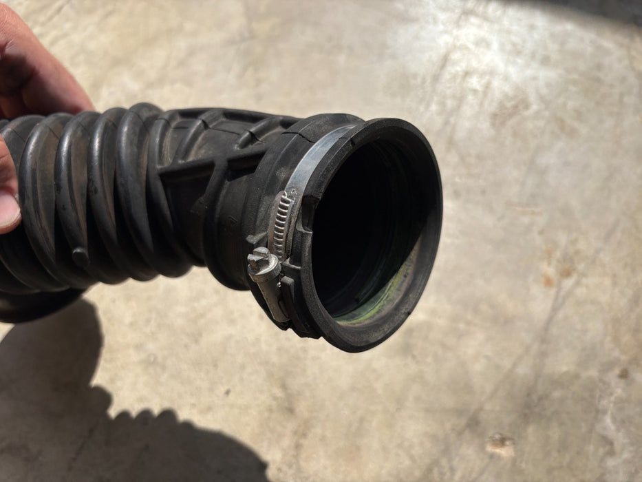 2015 -2022 CHEVROLET CHEVY TRAX 1.4L ENGINE MOTOR AIR INTAKE DUCT HOSE TUBE OEM