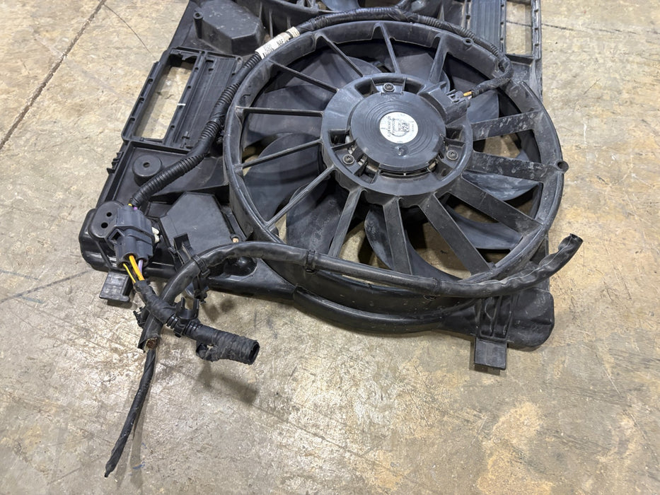 2017 - 2019 Ford Escape 1.5L Radiator Cooling Fan Assembly OEM