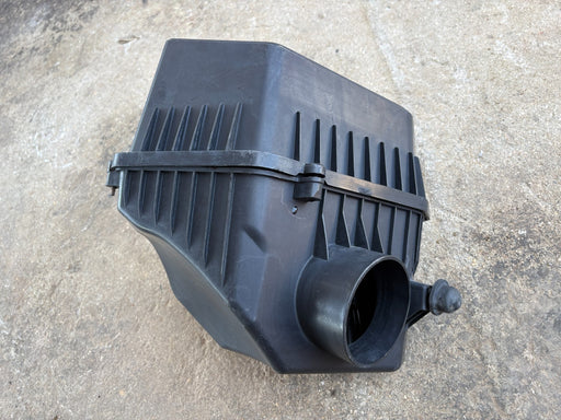 2011 - 2017 CHEVY EQUINOX AIR FILTER HOUSING BOX 15950814 OEM