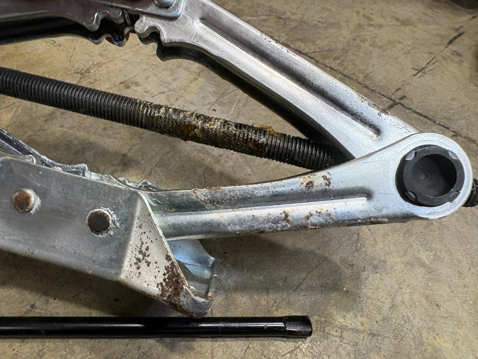 2008-2012 HONDA ACCORD JACK AND SPARE WHEEL TOOLS OEM