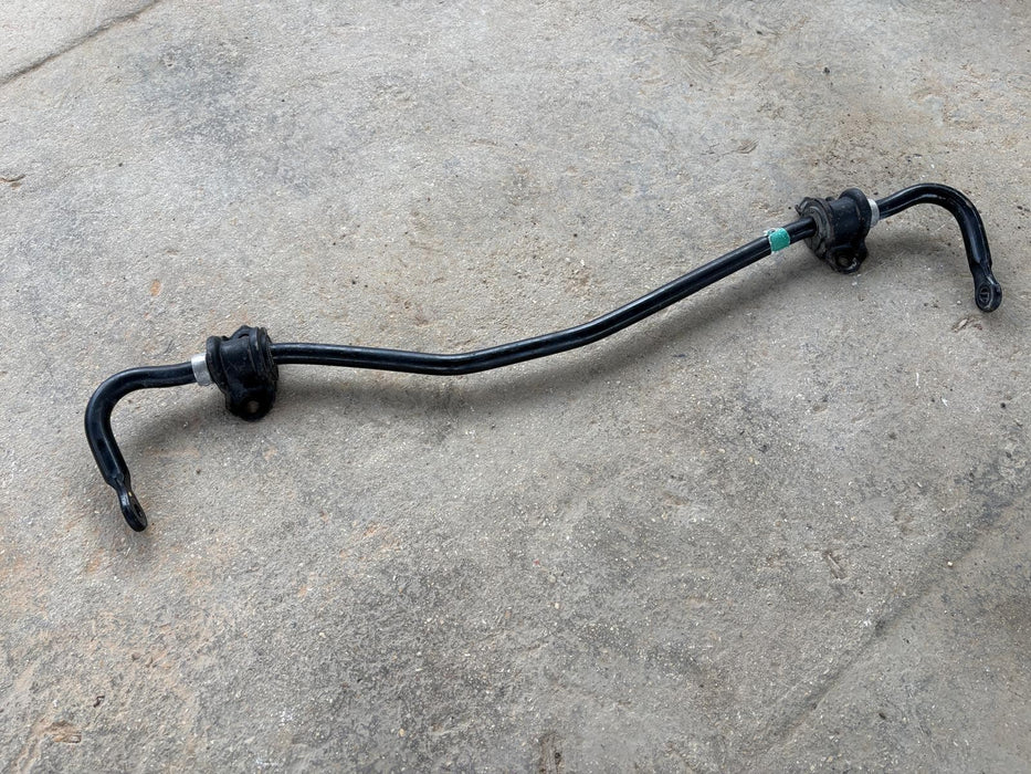 2014 - 2019 TOYOTA HIGHLANDER REAR STABILIZER SWAY ANTI ROLL BAR OEM