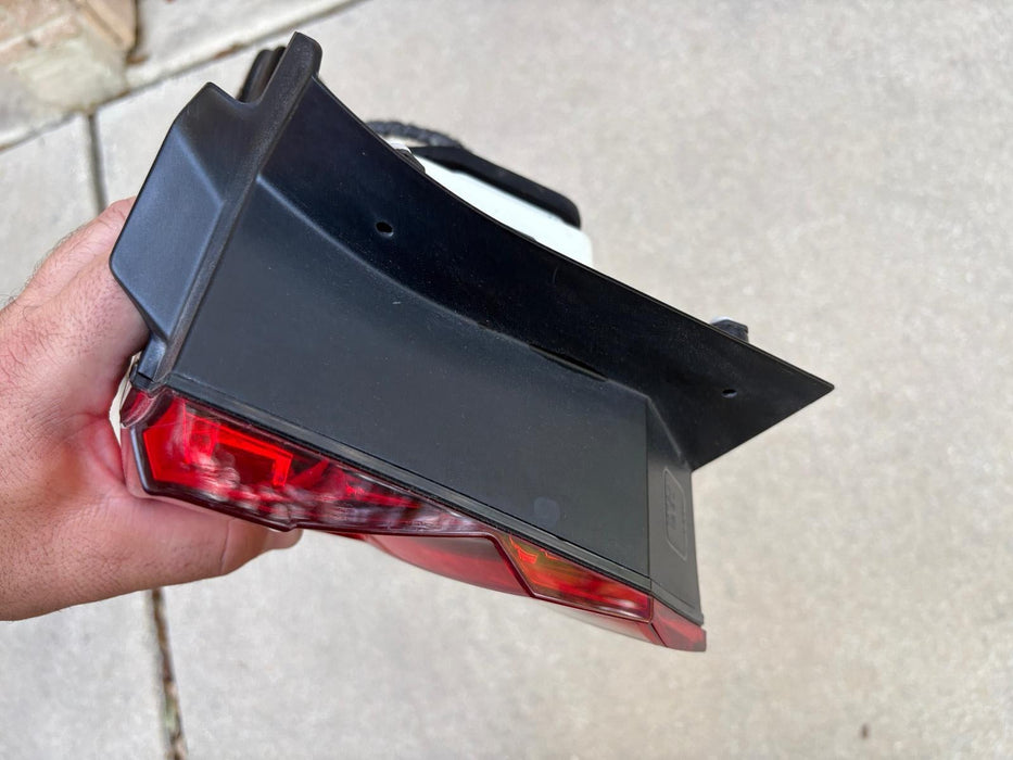 2018-2020 Volkswagen Atlas Left Driver Tail Light Lamp OEM