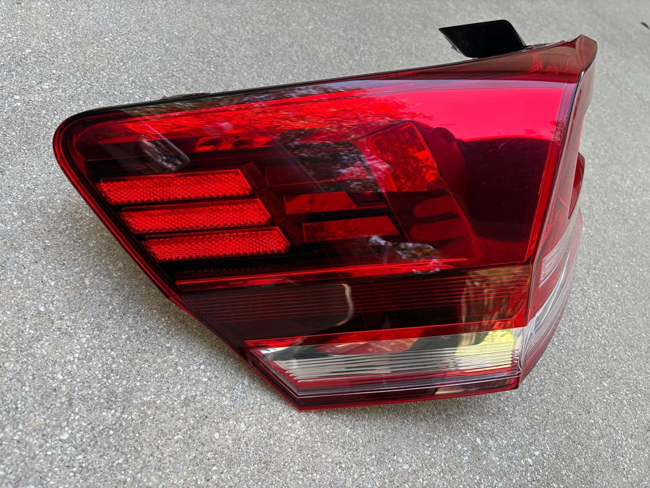 2018-2020 Volkswagen Atlas Left Driver Tail Light Lamp OEM